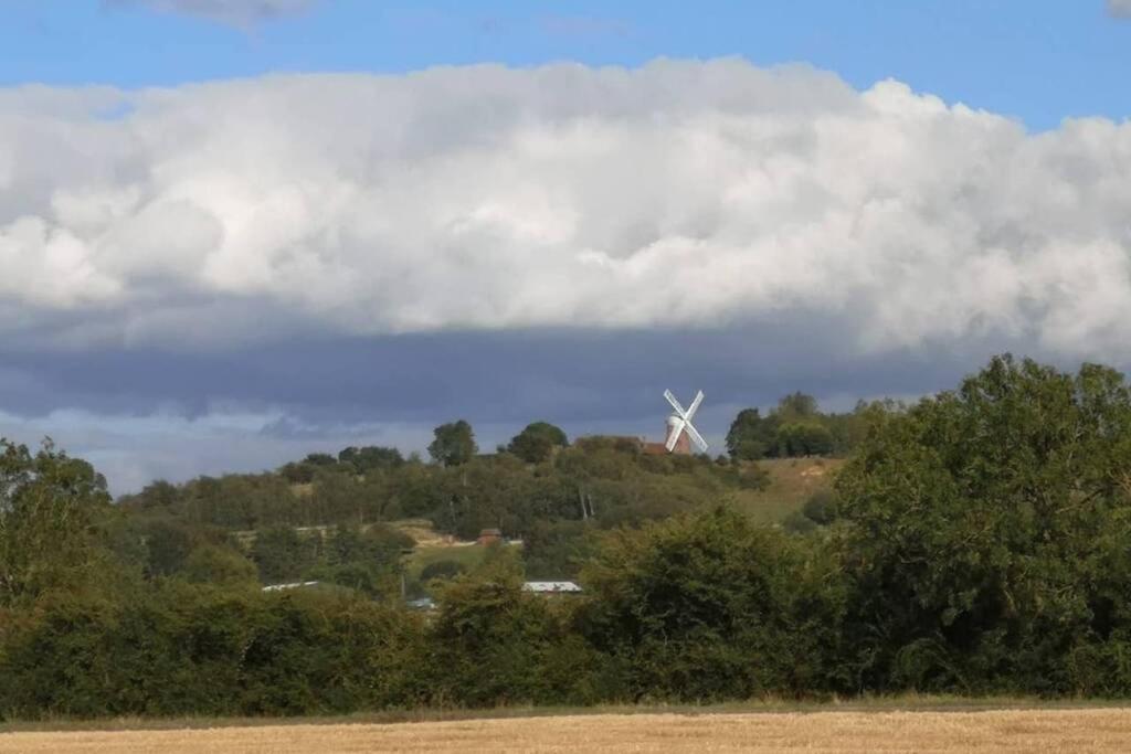 The Sunshine Annex At Lower Fields Farm Apartment Napton on The Hill Exterior photo