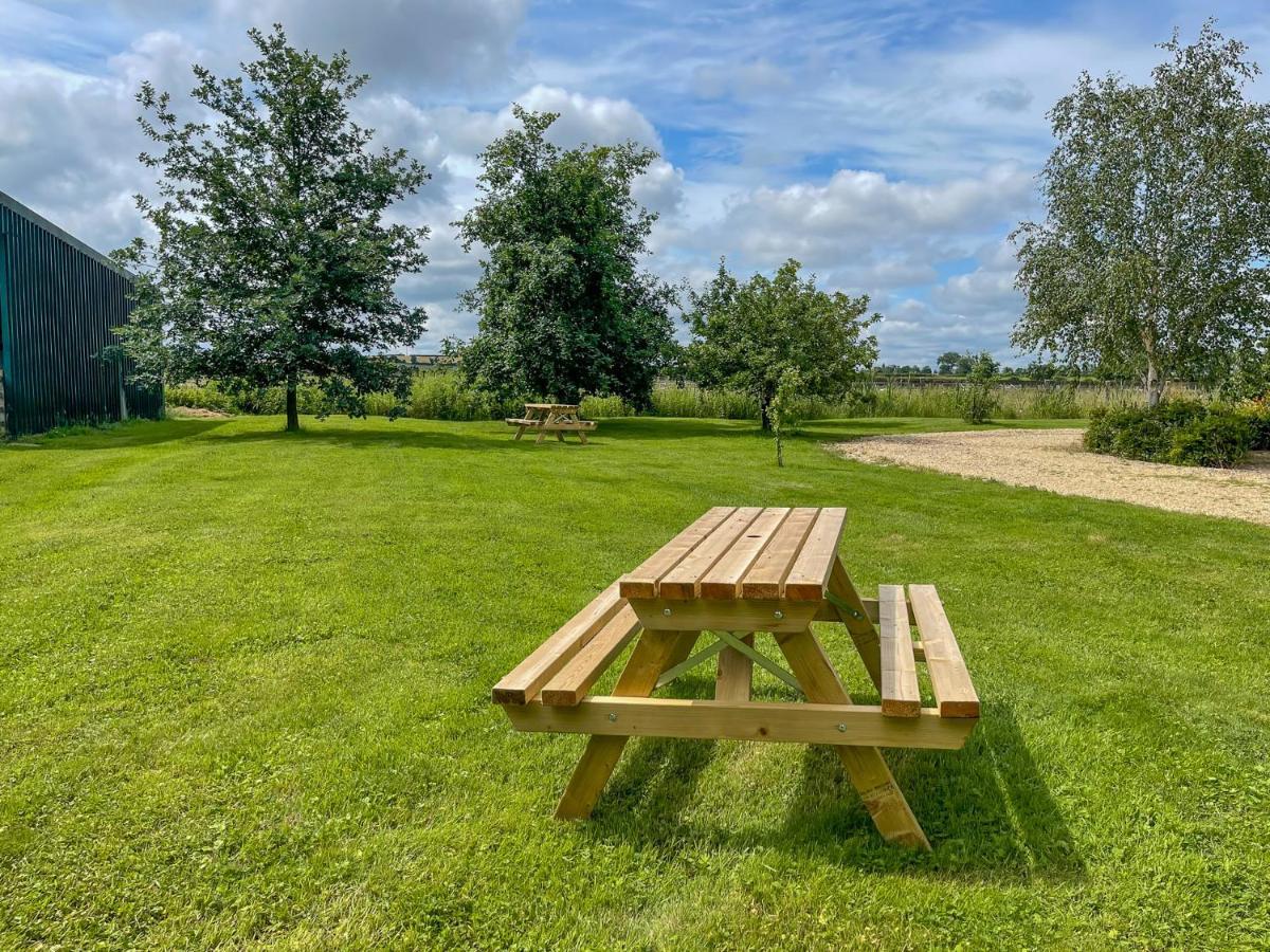 The Sunshine Annex At Lower Fields Farm Apartment Napton on The Hill Exterior photo