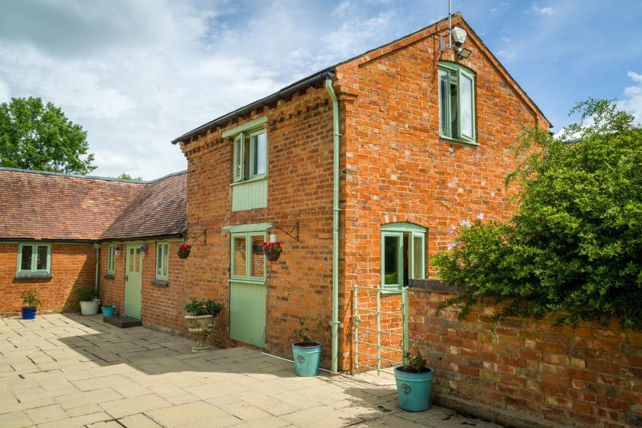 The Sunshine Annex At Lower Fields Farm Apartment Napton on The Hill Exterior photo