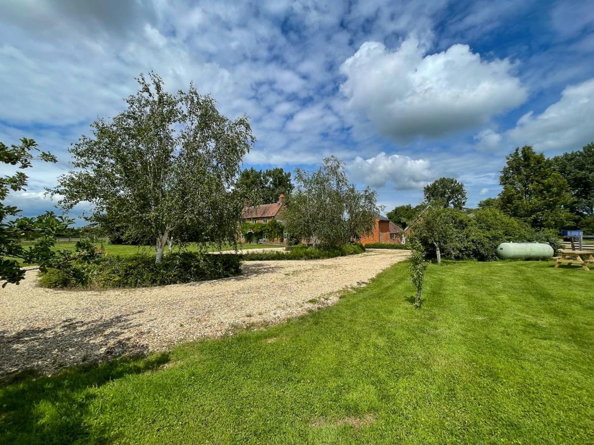 The Sunshine Annex At Lower Fields Farm Apartment Napton on The Hill Exterior photo