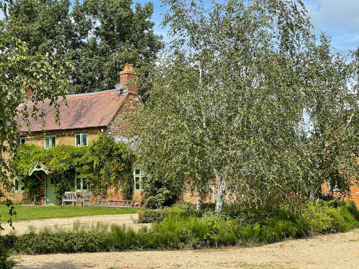 The Sunshine Annex At Lower Fields Farm Apartment Napton on The Hill Exterior photo