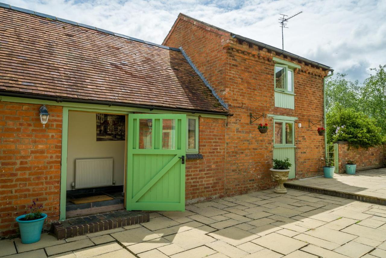 The Sunshine Annex At Lower Fields Farm Apartment Napton on The Hill Exterior photo