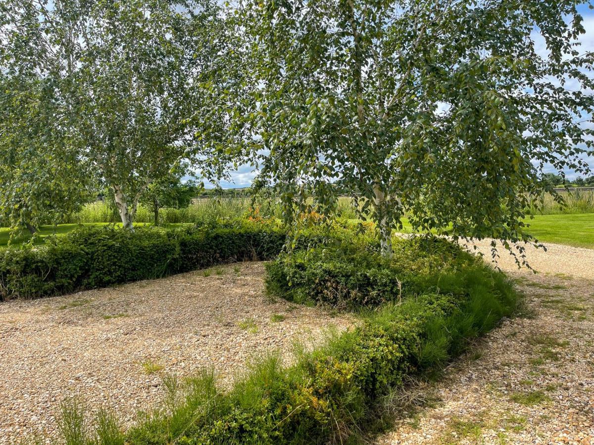 The Sunshine Annex At Lower Fields Farm Apartment Napton on The Hill Exterior photo